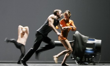 Quintett: choreografie Wiliam Forsythe - Lukáš Timulák a Nancy Euverink (foto Joris Jan Bos) 