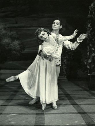 Sergej Prokofjev: Romeo a Júlia (1954) - Trúda Tašká-Boudová, Jozef Zajko (foto Gejza Podhorský)