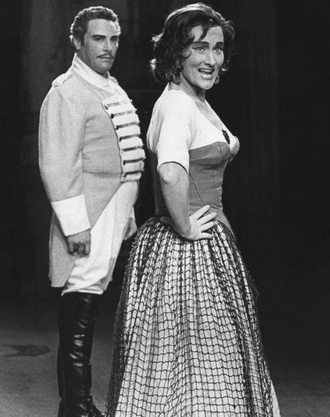 Soňa Červená (Carmen), Mario Del Monaco (Don José)