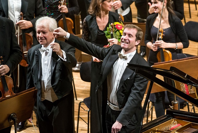 Nikolaj Luganskij - Jiří Bělohlávek - Česká filharmonie - Praha 2015 (foto ČF)