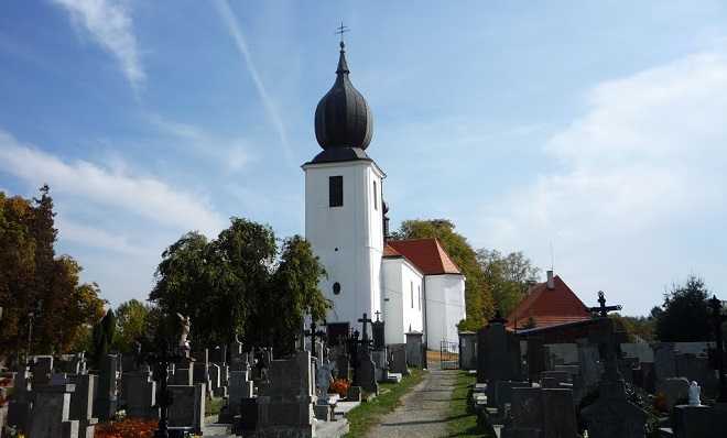 Kostel Povýšení sv. Kříže ve Starém Rožmitále (foto panoramio.com)