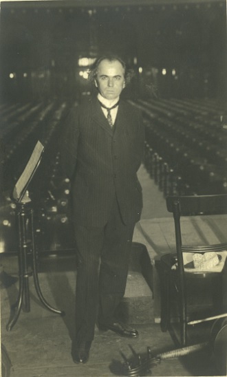 Jan Kubelík ve Smetanově síni v roce 1923