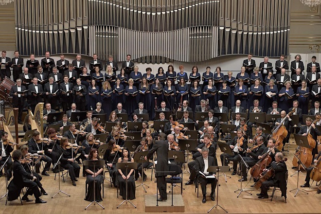 Slovenská filharmónia - dirigent Ernst Theis - 29.10.2015 (foto Ján Lukáš)