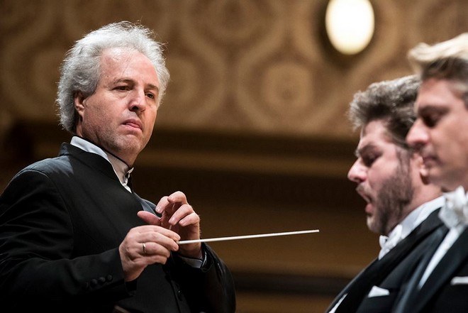 Česká filharmonie – Manfred Honeck – Praha 17. 12. 2015 (foto ČF/Petra Hajská)