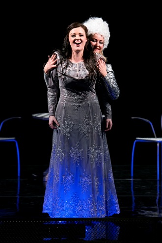 G.F.Händel: Alcina - Mariana Hochelová (Morgana), Michaela Várady (Alcina) - ŠD Košice 2016 (foto Joseph Marčinský)