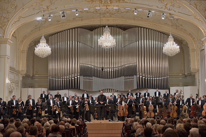 Slovenská filharmónia - Bratislava 28.4. 2016 (foto © Jan Lukáš)
