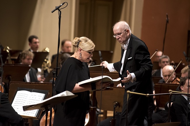 L.Janáček: Její pastorkyňa - Karita Mattila, Jiří Bělohlávek - Praha 15.4.2016 (foto Petr Kadlec)