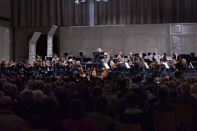 Pittsburský symfonický orchestr - Manfred Honeck - Dresdner Musikfestspiele 2016 (foto © Stephan Floss)