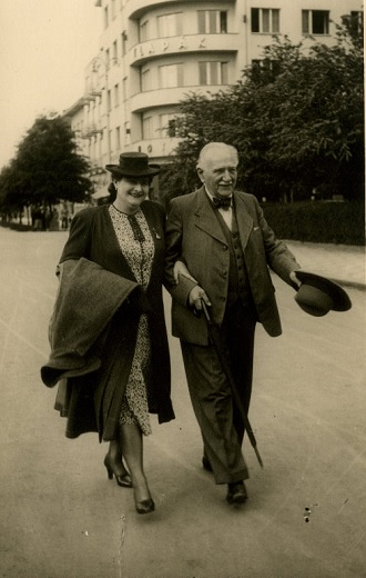 Josef Bohuslav Foerster s druhou chotí Olgou 1940 (foto Mikšovský)
