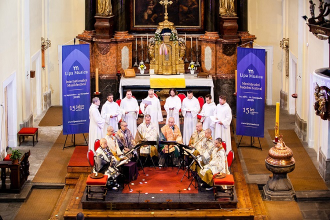 Gjosan-rjú Tendai šómjó, Schola Gregoriana Pragensis - MHF Lípa Musica 2016 (foto Lukáš Pelech Atelier)