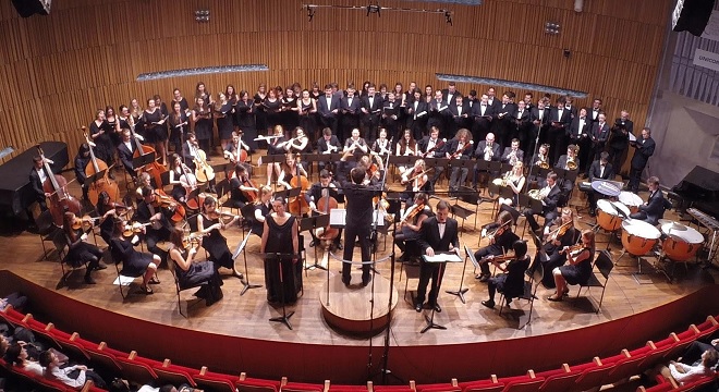 Premiéra vlastní kantáty Otčenáš, sál Pražské konzervatoře