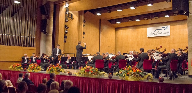 Symfonický orchestr hlavního města Prahy FOK - Pietari Inkinen, Guy Braunstein - Janáčkův máj 2016 (foto Jakub Mičovský)