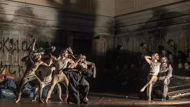 L.Janáček: Z mrtvého domu - Vězni, Jiří Brückler (Don Juan / Brahmín / Čekunov) - ND Praha 2015 (foto Patrik Borecký)