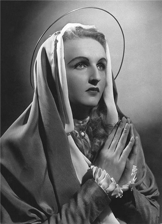 J.Křička: České jesličky - Jaroslava Vymazalová (Maria) - ND Praha 1949 (foto Josef Heinrich)