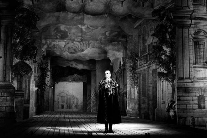 W.A.Mozart: Don Giovanni - režie David Radok - ND Praha 1991 (foto archiv ND/O.Pernica)