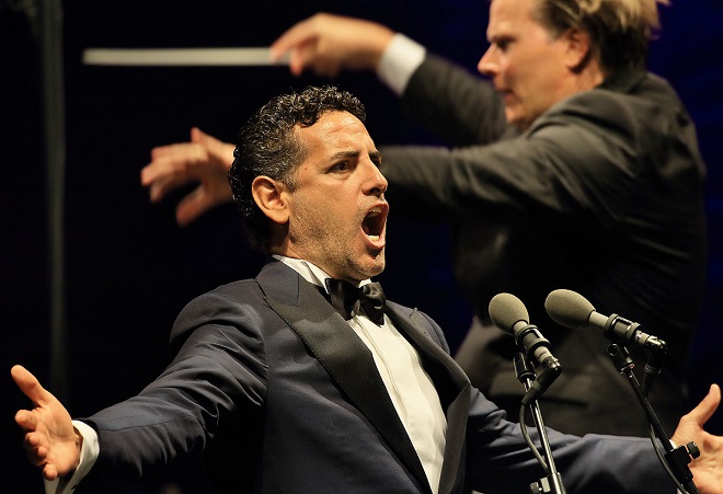 Juan Diego Flórez, dirigent Christopher Franklin - MHF Český Krumlov 2016 (foto Libor Sváček)