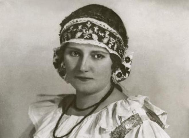 Bedřich Smetana: Prodaná nevěsta - Ada Nordenová (Mařenka) - Národní divadlo 1923 (foto archiv ND/Karel Váňa)