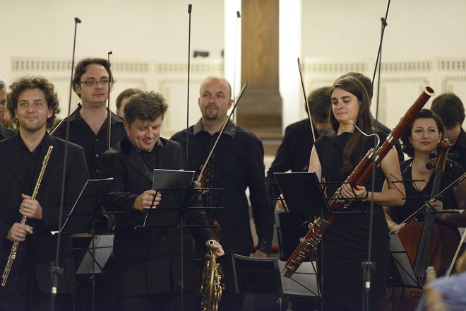 Radek Baborák a jeho přátelé - Radek Baborák, Česká Sinfonietta - Svatováclavský hudební festival 2016 (foto Ivan Korč)