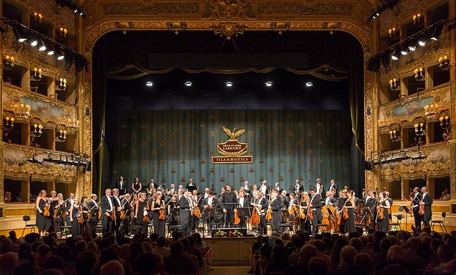 Zahajovací koncert Orchestra Filarmonica della Fenice 2016 - Eivind Gullberg Jensen, Guy Braunstein, Orchestra Filarmonica della Fenice - 12.9.2016 Benátky (foto © Walter Garosi)