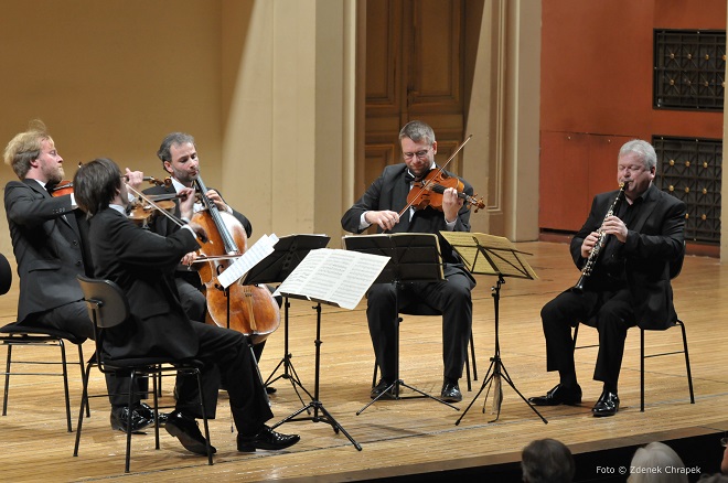 ČSKH - Zemlinsky Quartet, Michael Collins - Praha 10.10.2016 (foto © Zdeněk Chrapek)