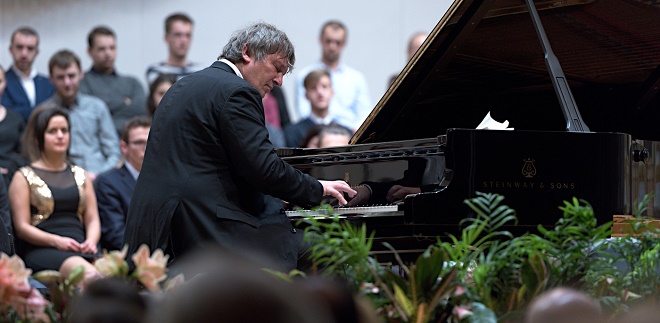 Klavírny recitál - Boris Berezovsky - BHS 22.11.2016 (foto © Jan F. Lukáš)