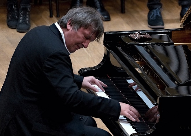 Klavírny recitál - Boris Berezovsky - BHS 22.11.2016 (foto © Jan F. Lukáš)