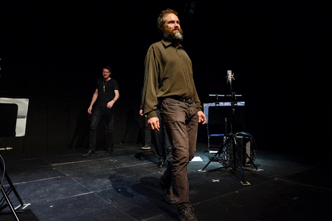 Jexper Holmen - La Fabrika 21.11.2016 - (foto © Karel Šuster)