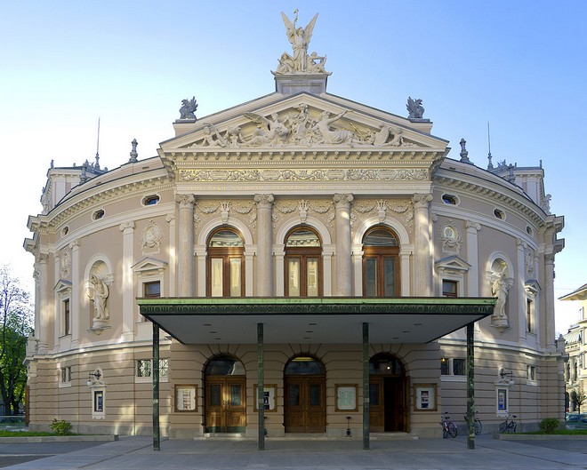 Ljubljanska opera (zdroj wikiwand.com)