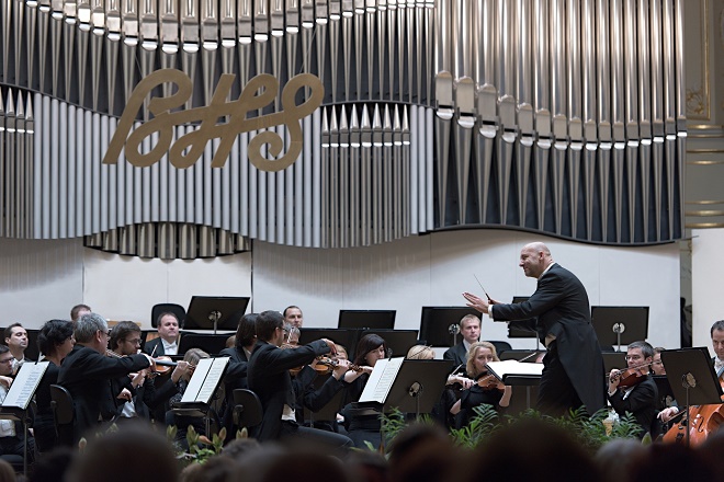 Emmanuel Villaume, PKF-Prague Philharmonia - BHS 1.12.2016 (foto © Jan F. Lukáš)