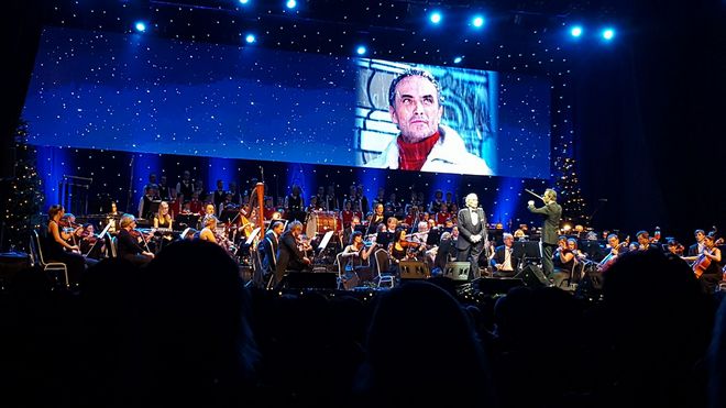 José Carreras - Pardubice 10. 12. 2016 (zdroj FB Komorní filharmonie Pardubice) 