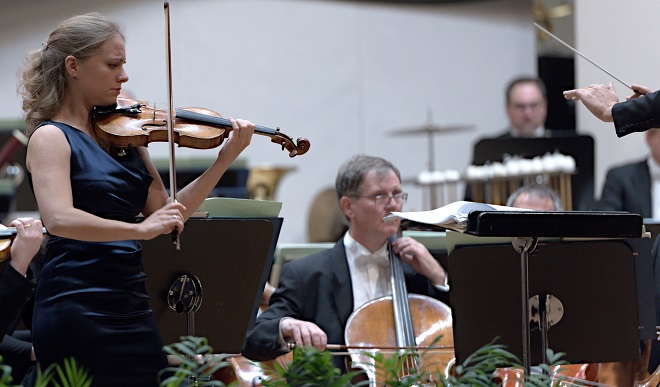 Julia Fischer, Drážďanská filharmónia - BHS 3.12.2016 (foto @ Jan F. Lukáš)