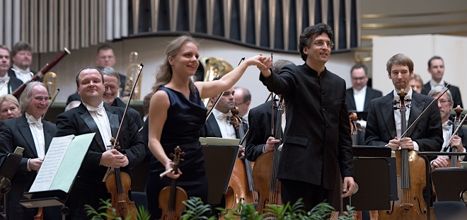 Julia Fischer, Michael Sanderling, Drážďanská filharmónia - BHS 3.12.2016 (foto @ Jan F. Lukáš)