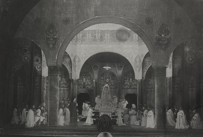 Richard Wagner: Parsifal - návrh scény Josef Wenig - ND Praha 1914 (foto archiv ND Praha)