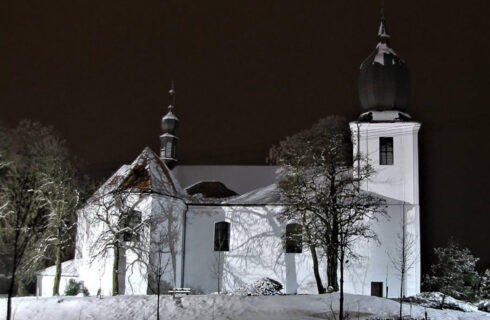 Farní kostel Povýšení sv. Kříže ve Starém Rožmitále (zdroj Starý Rožmitál)