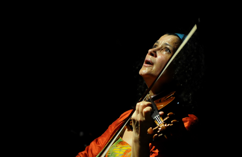 Iva Bittová (zdroj Plaisirs de Musique)