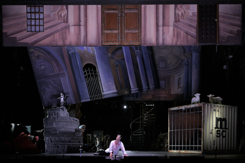 G. Puccini: Tosca - Národní divadlo moravskoslezské - scéna Daniel Dvořák (foto Martin Popelář)