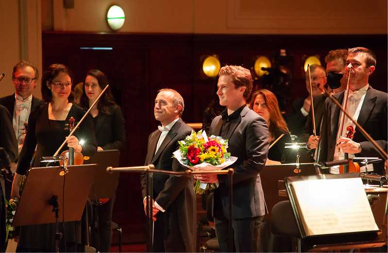 Pražské jaro, Závěrečný koncert, 3. června 2021: Česká filharmonie, Mark Wigglesworth, Petr Nekoranec (foto Michal Vencl)
