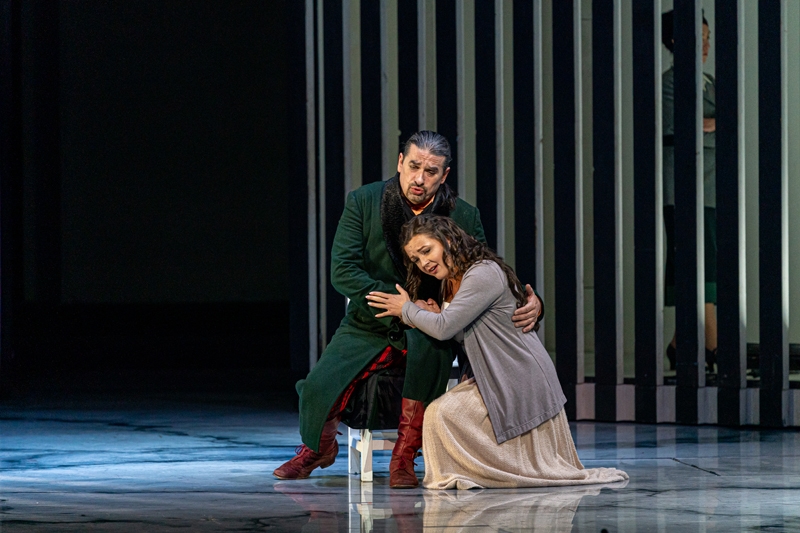 Rigoletto: Dalibor Jenis a Mariana Sajko (foto Juraj Žilinčár)