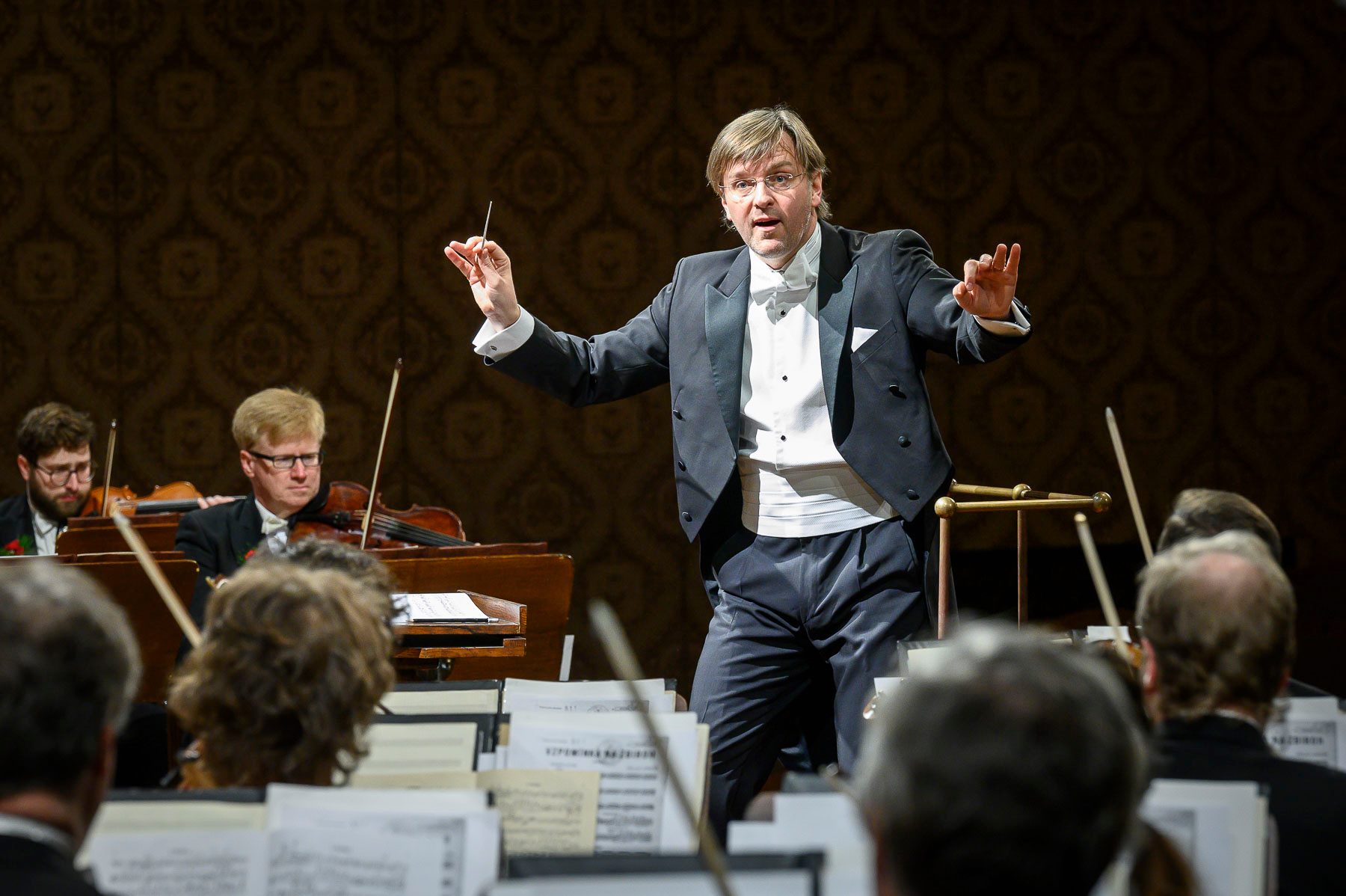 Tomáš Netopil a Česká filharmonie (zdroj Česká filharmonie)