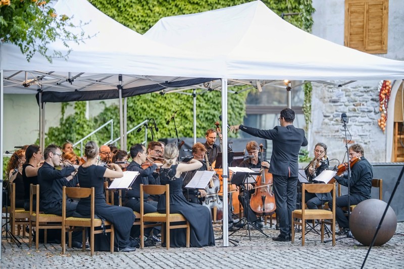 Olomoucké barokní slavnosti 2021,Volantes Orchestra pod vedením dirigenta Jakuba Kydlíčka (zdroj Olomoucké barokní slavnosti)