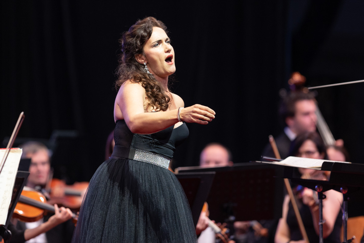 Václava Krejčí Housková a PKF-Prague Philharmonia - Smetanova Litomyšl 2021 (foto František Renza)