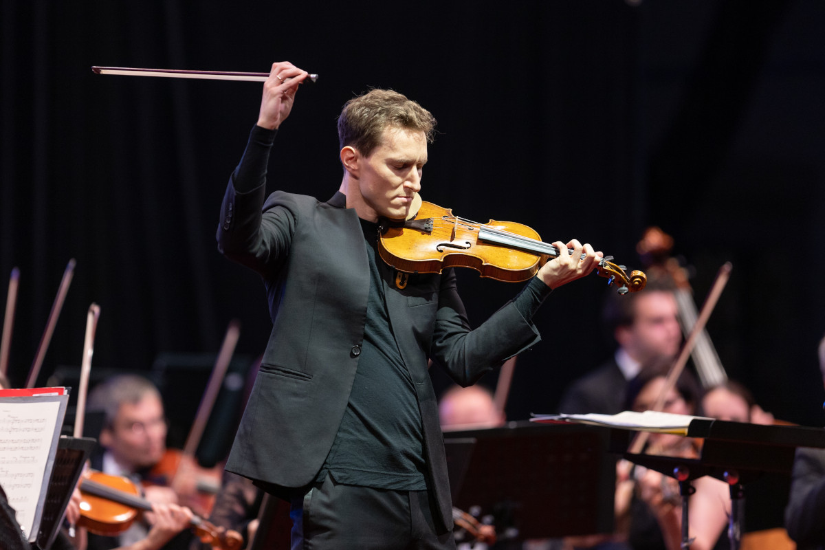 Josef Špaček a PKF-Prague Philharmonia - Smetanova Litomyšl 2021 (foto František Renza)