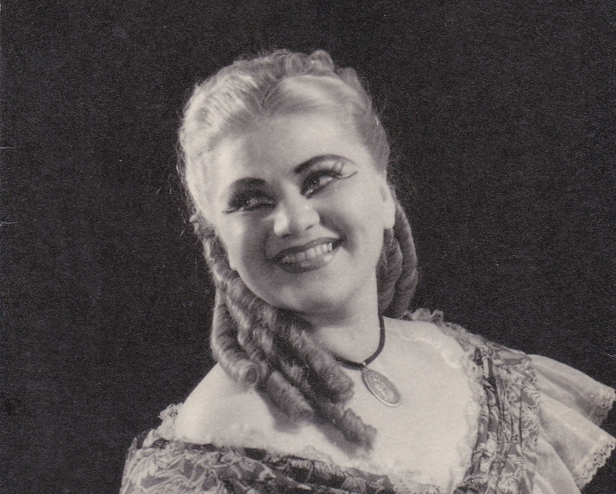 Marie Rathouská (pravděpodobně jako Karolina ve Dvou vdovách), 60. léta, Divadlo F. X. Šaldy Liberec (foto se souhlasem Jiřího Bartoloměje Struze)