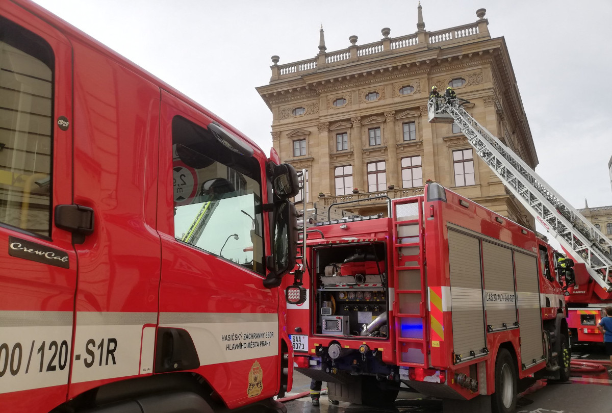 Připomenutí 140. výročí požáru Národního divadla (zdroj Hasičský záchranný sbor hl. m. Prahy)
