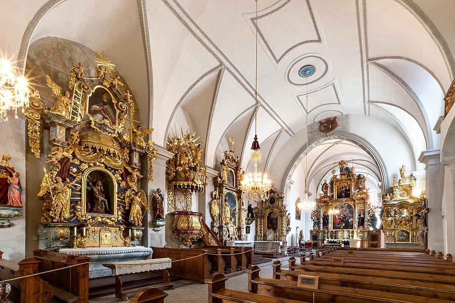 Klášterní kostel Božího Těla a Panny Marie Bolestné Český Krumlov (zdroj Kláštery Český Krumlov)