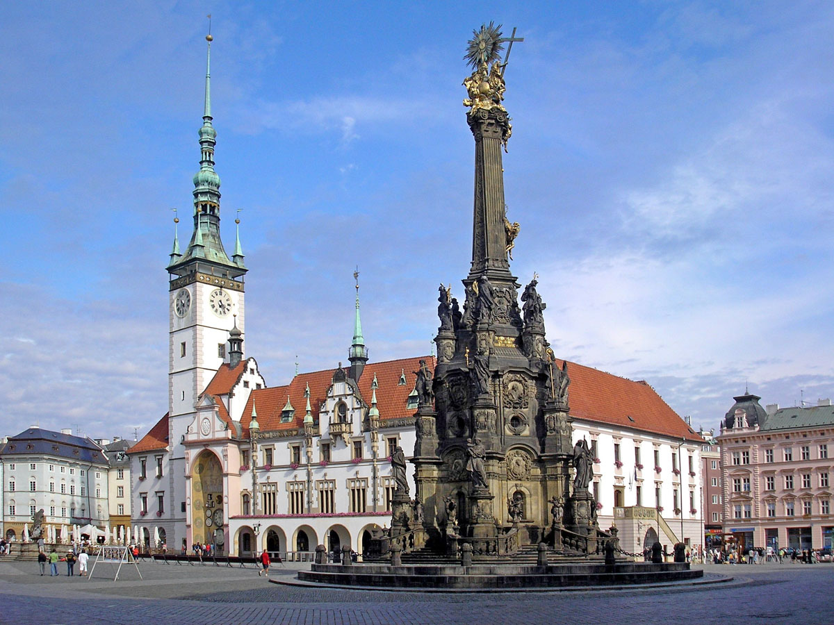 Horní náměstí, Olomouc (zdroj Wikimedia, foto Dominik Tefert)