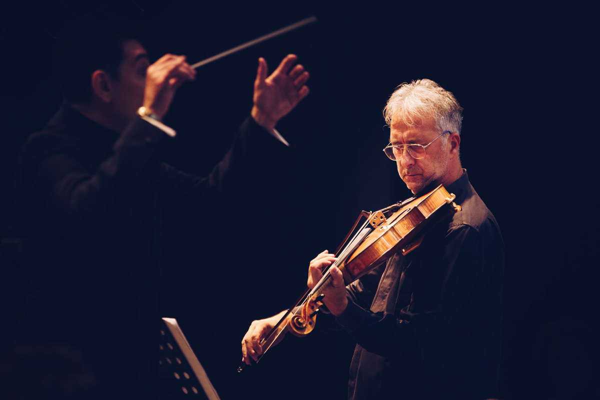 Moravský podzim – Závěrečný koncert, 17. října 2021: Arménská filharmonie, Eduard Topčjan a Luca Ranieri (foto Vojtěch Kába)