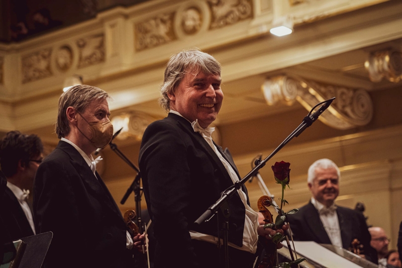 „Světová premiéra!“, 25. listopadu 2021 – Leoš Zavadilík, Filharmonie Brno (foto Jiří Jelínek)