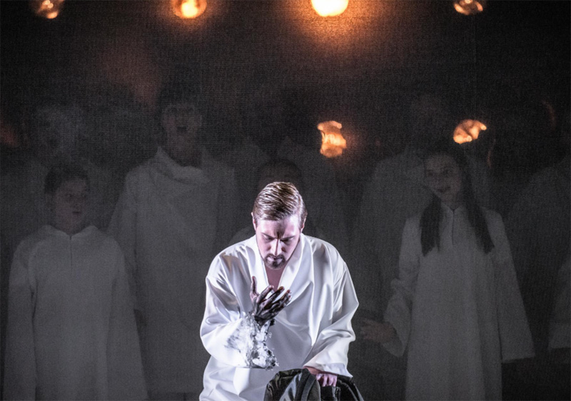Arrigo Boito: Mefistofeles – Jan Hnyk, Jihočeské divadlo (foto Martina Root)