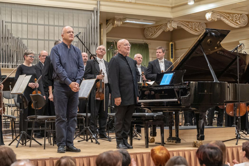 Emanuele Arciuli, Dennis Russell Davies a Filharmonie Brno – 2018 (zdroj Filharmonie Brno)